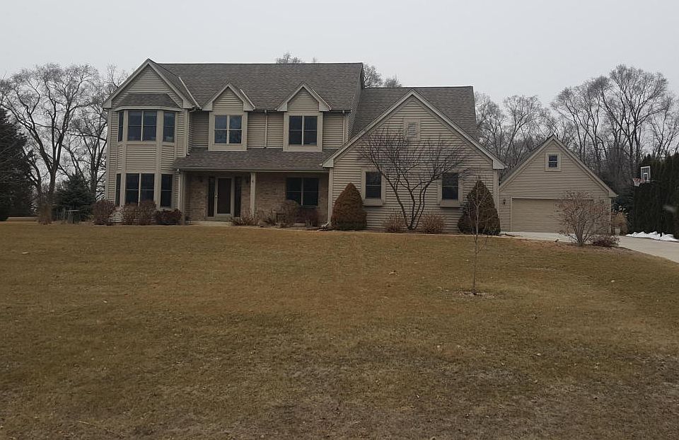 2nd image of 30810 Hunters Glen Rd