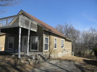 1823 Ewing Ave, Kansas City, MO 64126