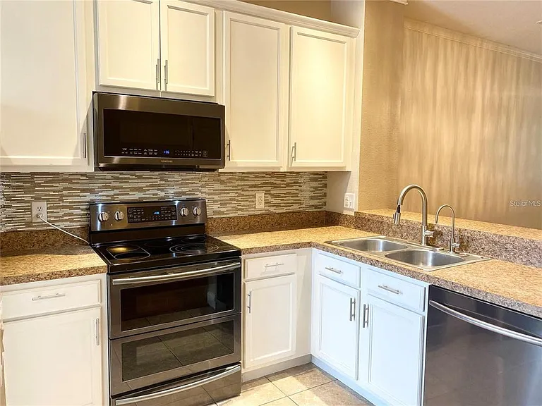 7975 Northlake Pkwy — Photo 7