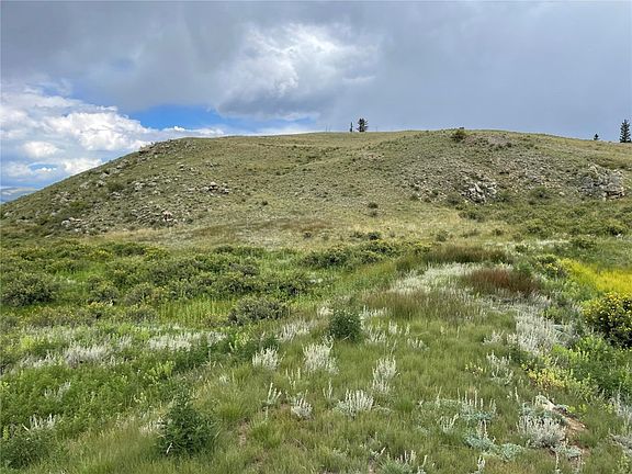 3rd image of 3641 Arrowhead Drive