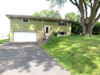 4624 Boone Ave N, New Hope, MN, 55428