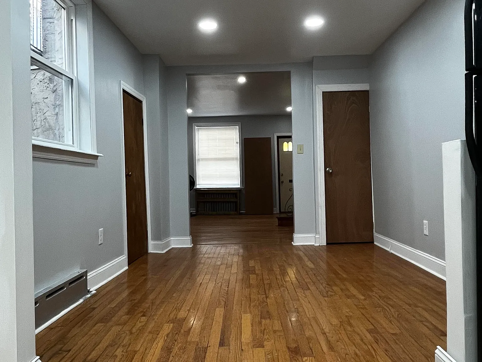 3 bed, 960 sqft, $1,795 — Photo 4
