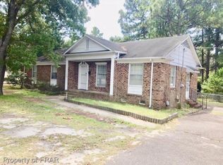 5229 Chesapeake Rd, Fayetteville, NC 28311