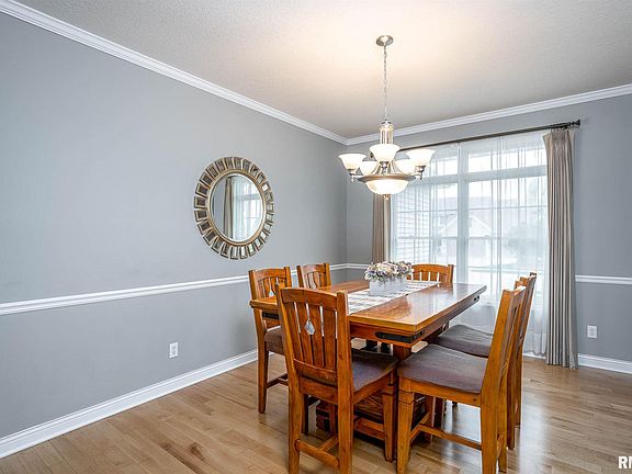 4th image of 5423 Julie Ann Ct