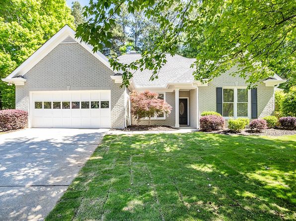 1155 Graystone Xing