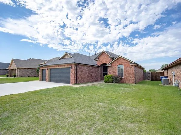 2564 Kadlan Dr, El Reno, OK 73036