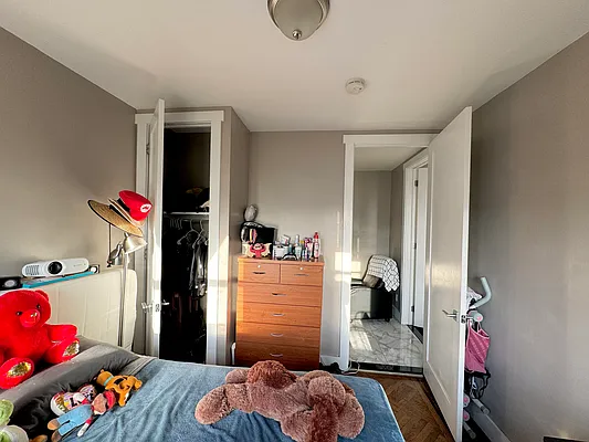 Rented by Pear NYC LLC | media 17