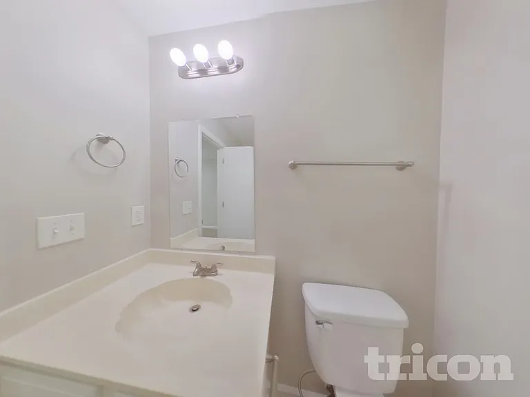 8339 Mission Hills Rd — Photo 10