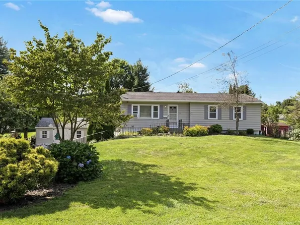 85 Fairway Drive, Pawling, NY 12564