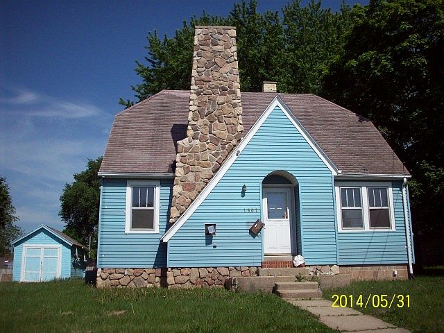1st image of 1307 Dakota St