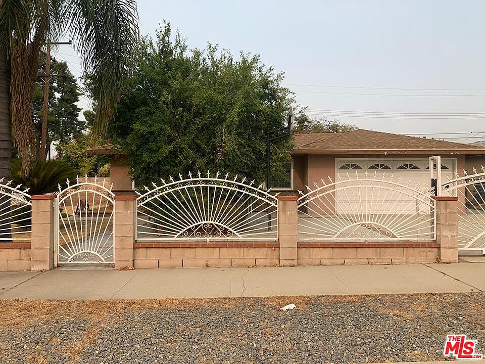 1st image of 1305 N Lassen Ave