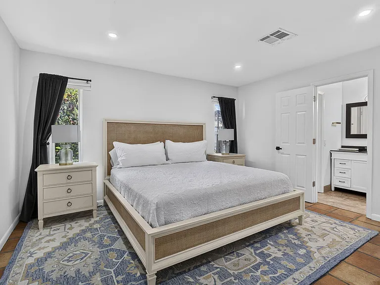 11760 Inverness Cir — Photo 14