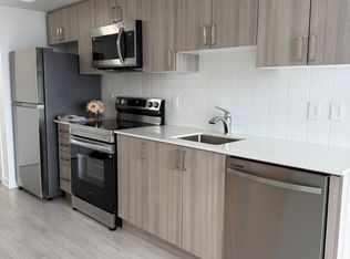 556 Marlee Ave #814, Toronto, ON M6B 3J4