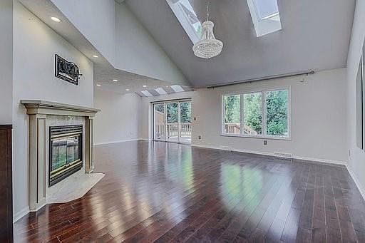 5th image of 1036 Hillsboro Cove Cir