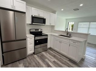 2030 Taylor St, Hollywood, FL 33020