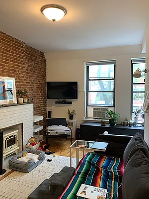 Rented by Douglas Elliman | media 18