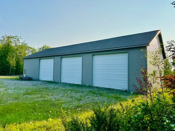 638 East Hwy, Presque Isle, MI 49777