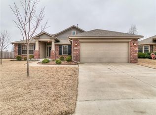 533 Hutton Rd, Yukon, OK 73099
