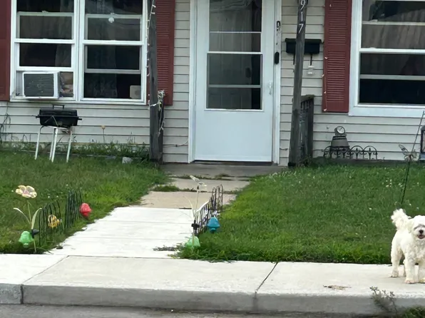 917 Forest Ave, Mishawaka, IN 46545