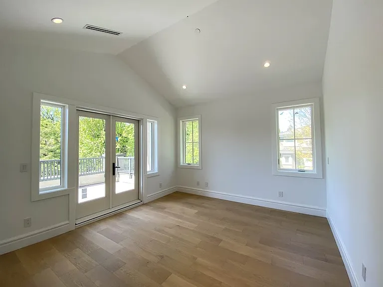 1368 W 43rd Ave #UPPER — Photo 24