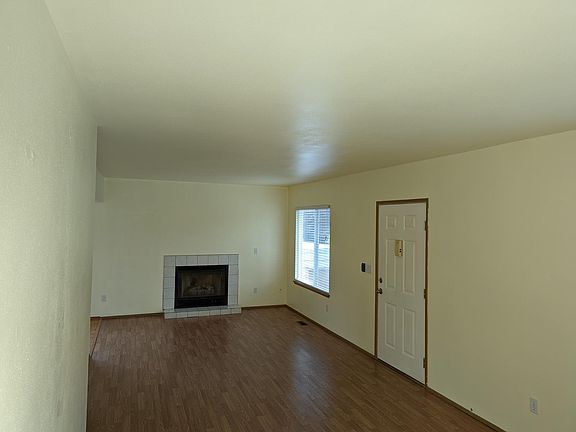 2nd image of 11744 16th Ave NE