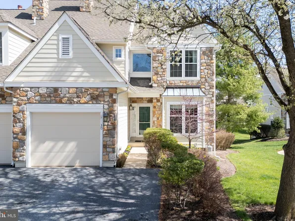 30 Overlook Cir #30, Berwyn, PA 19312