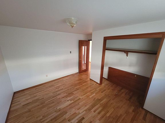 5th image of 5613 9th Ave NW