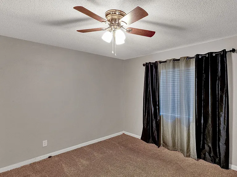 3918 La Mirada Dr N #3 — Photo 7