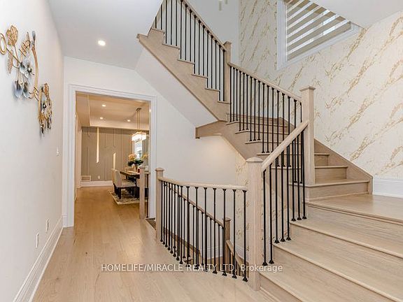 5th image of 26 Greville St