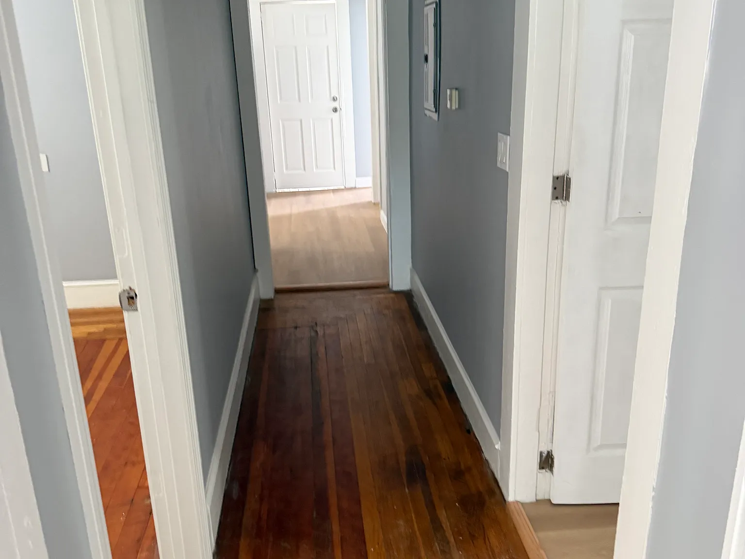 4 bed, 1400 sqft, $2,300 — Photo 3