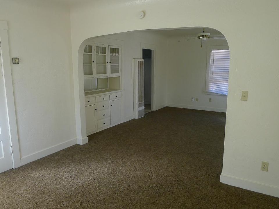1st image of 224 5th St APT 4