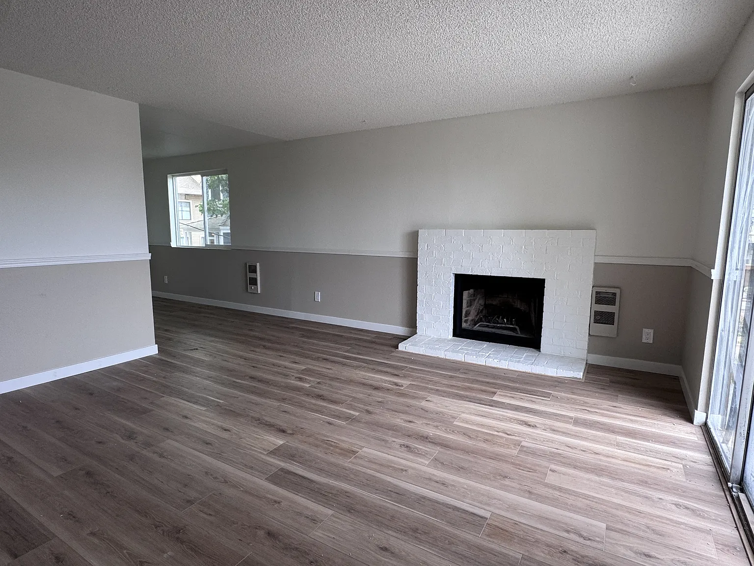 3021 SE 6th Avenue - 1 — Photo 2