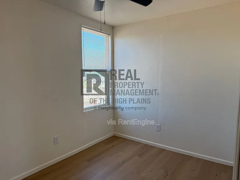 709 N Mirror St #C — Photo 5