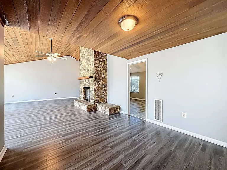 1921 Abbington St #23-C — Photo 8