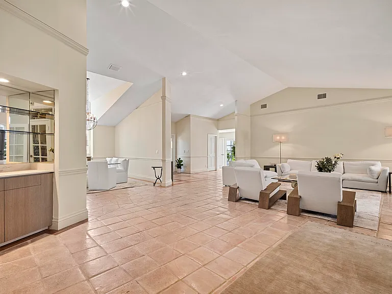 10252 Shireoaks Ln — Photo 10