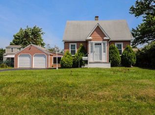 1310 Bleecher St, Manville, NJ