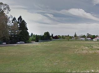8838 Country Hill Dr, Elk Grove, CA 95624