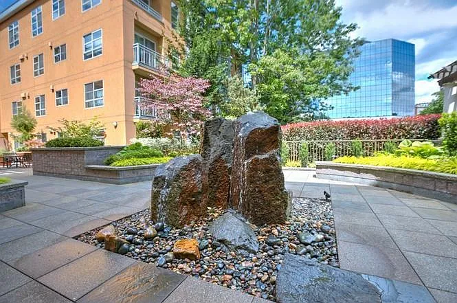 111 108th Ave NE #B-410 — Photo 4