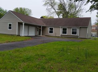 1061 Hazelwood Rd, Toms River, NJ 08753