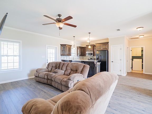 4th image of 3538 Butler Woods Dr