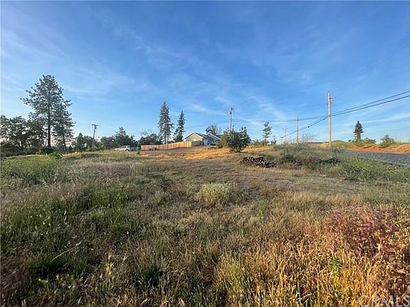 5th image of 3967 Neal Rd