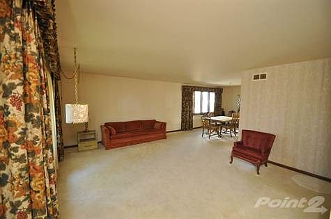 2nd image of 10913 S Kenton Ave