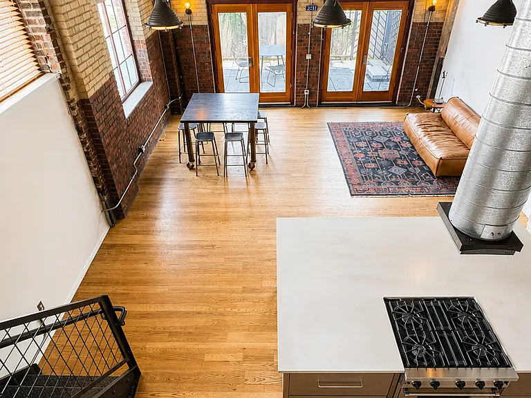 1000 E 18th Ave #100 — Photo 12