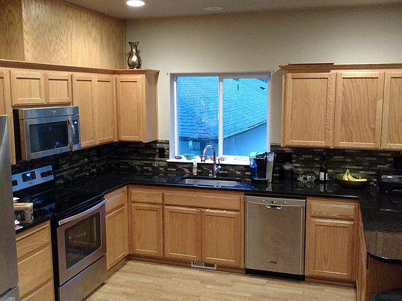 2nd image of 1 1767/1769 SE Mast Ave