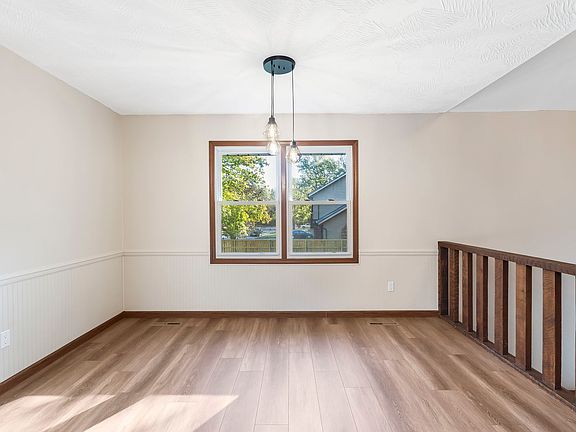 5th image of 4536 S Crescent Ave