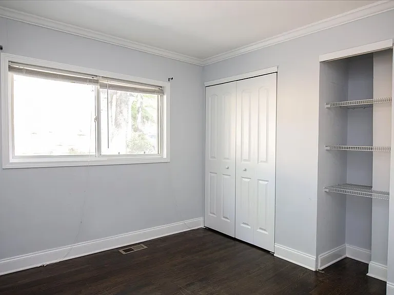 1096 Herndon St NW #B — Photo 14
