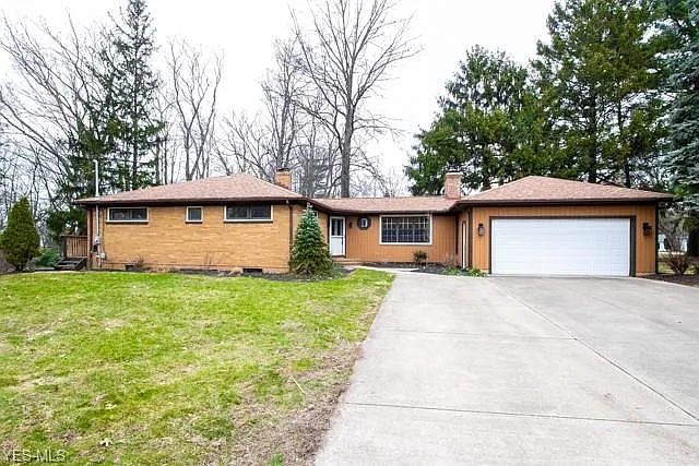 8785 Spring Valley Dr photo 1