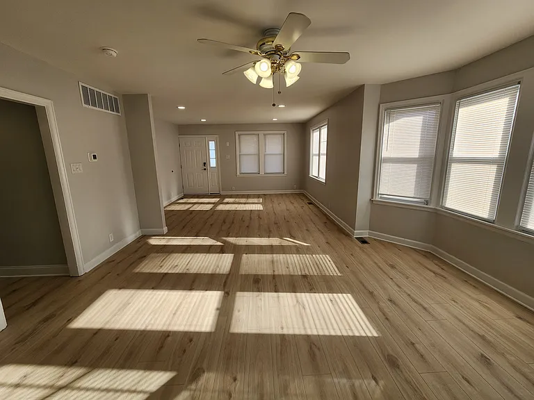 941 Grosstown Rd #1 — Photo 6