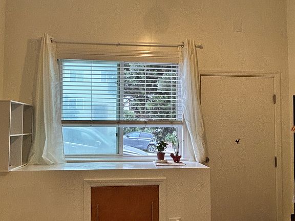 4th image of 4648 Balboa St #1