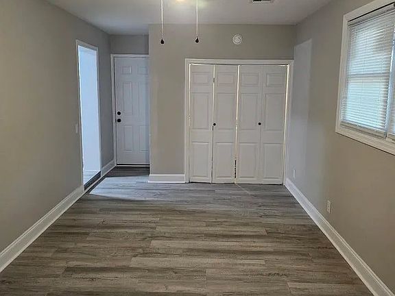 2nd image of 502 Dogwood Dr